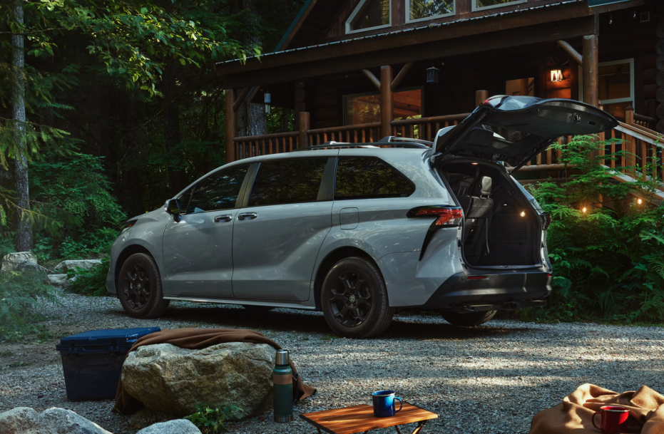 2026 Toyota Sienna Hybrid minivan for families