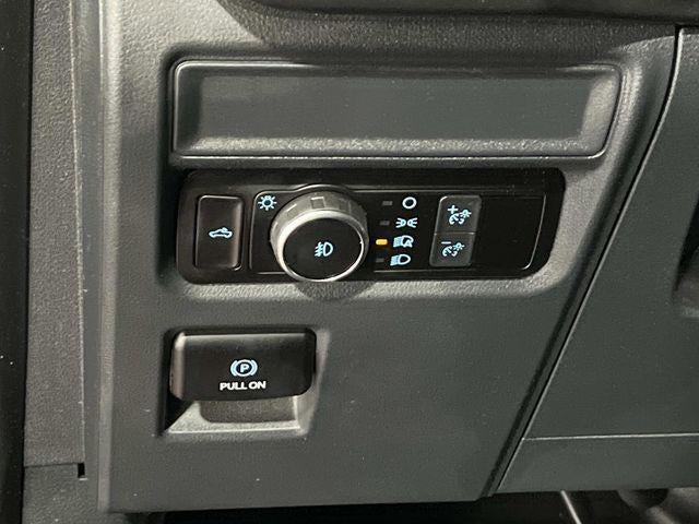 2023 Ford F-150 XL STX