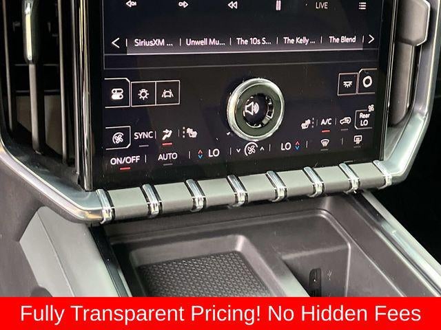 2025 GMC Acadia AT4