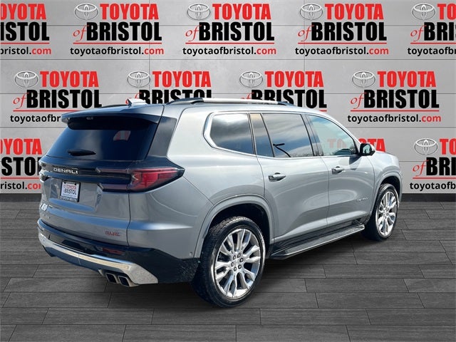 2025 GMC Acadia Denali