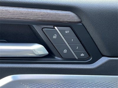 2025 GMC Acadia Denali