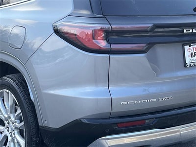 2025 GMC Acadia Denali