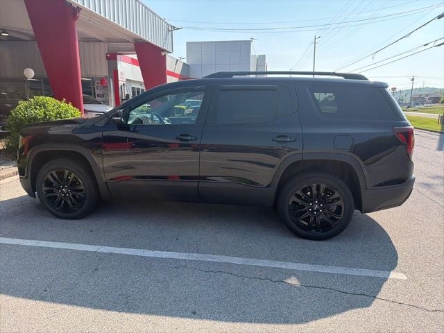 2022 GMC Acadia SLE