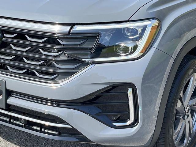 2024 Volkswagen Atlas Cross Sport 2.0T SEL R-Line