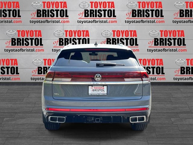 2024 Volkswagen Atlas Cross Sport 2.0T SEL R-Line