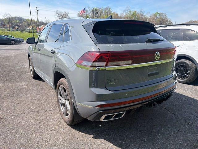 2024 Volkswagen Atlas Cross Sport 2.0T SEL R-Line
