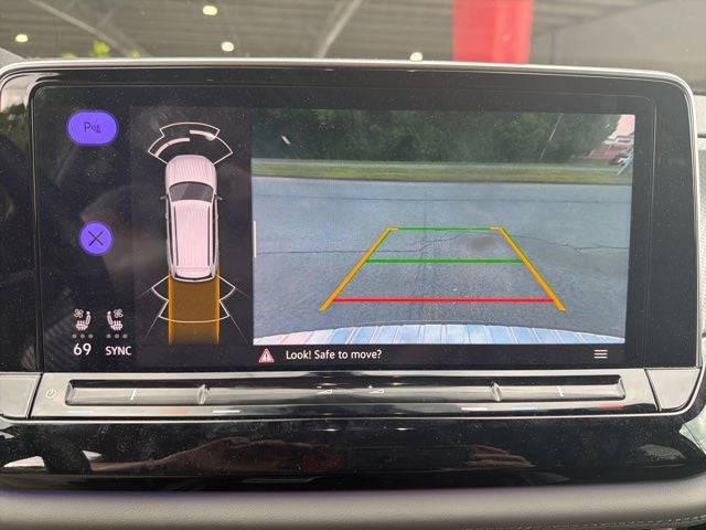 2024 Volkswagen Atlas 2.0T Peak Edition SEL