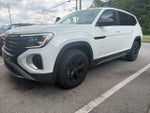 2024 Volkswagen Atlas 2.0T Peak Edition SEL