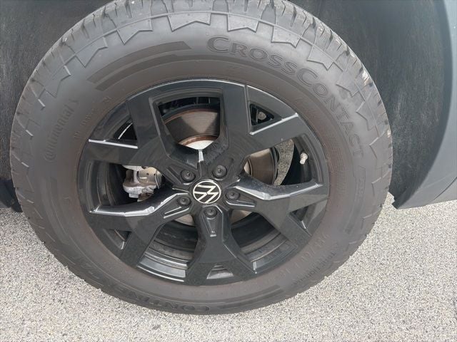 2024 Volkswagen Atlas 2.0T Peak Edition SEL