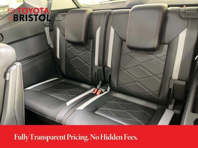 2024 Volkswagen Atlas 2.0T Peak Edition SEL