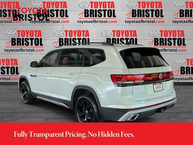 2024 Volkswagen Atlas 2.0T Peak Edition SEL