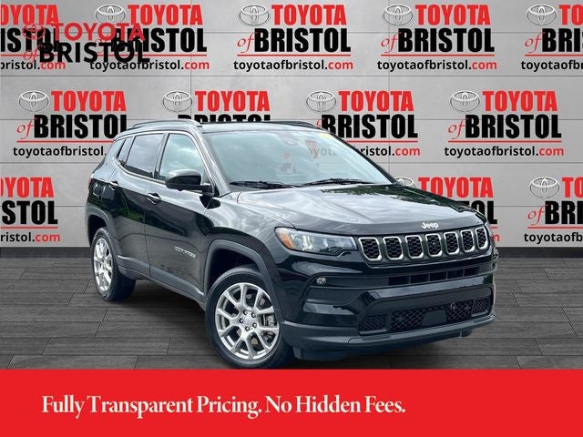 2024 Jeep Compass Latitude Lux 4X4's photo