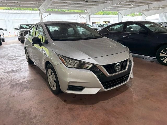 2020 Nissan Versa 1.6 S