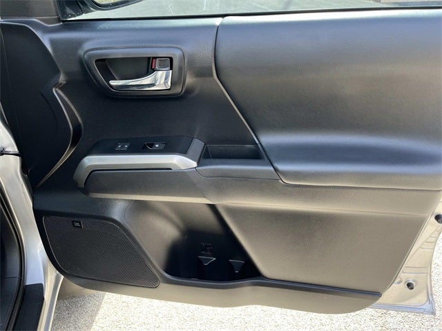 2020 Toyota Tacoma Limited V6