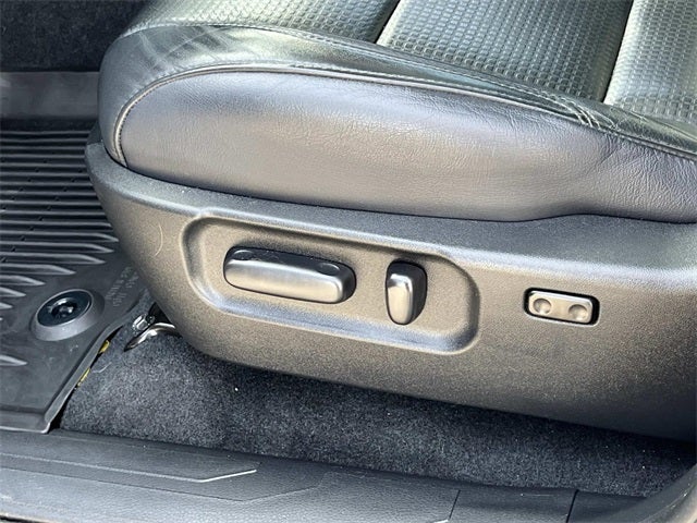 2020 Toyota Tacoma Limited V6