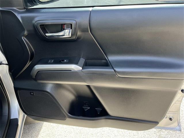 2020 Toyota Tacoma Limited V6