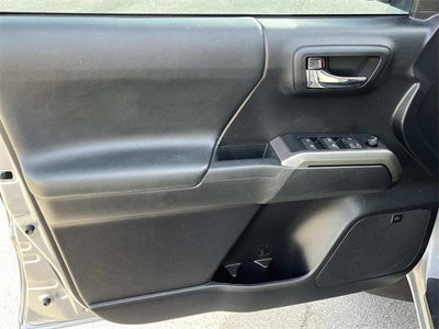 2020 Toyota Tacoma Limited V6