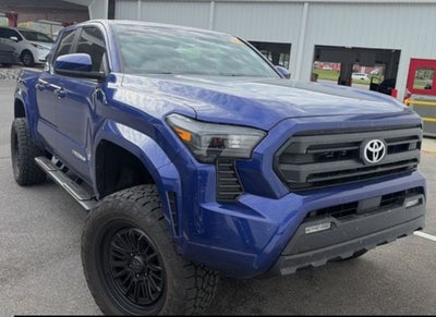 2025 Toyota Tacoma SR5 LIFTED