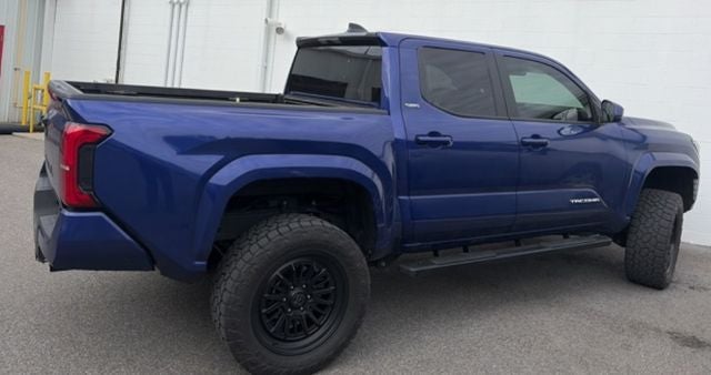 2025 Toyota Tacoma SR5 LIFTED