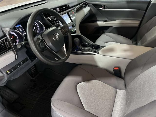 2019 Toyota Camry Hybrid LE