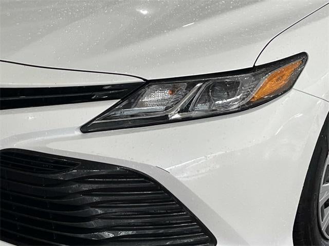 2019 Toyota Camry Hybrid LE