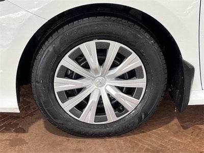 2019 Toyota Camry Hybrid LE