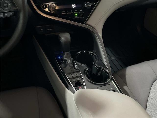 2019 Toyota Camry Hybrid LE