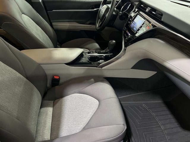 2019 Toyota Camry Hybrid LE