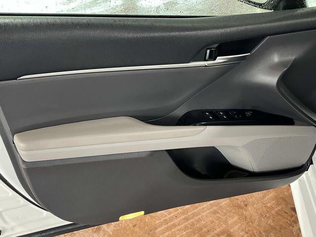 2019 Toyota Camry Hybrid LE