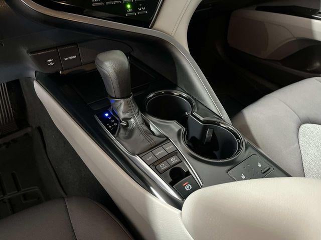 2019 Toyota Camry Hybrid LE