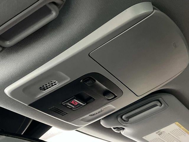 2019 Toyota Camry Hybrid LE