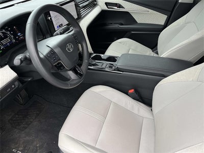 2025 Toyota Camry XLE