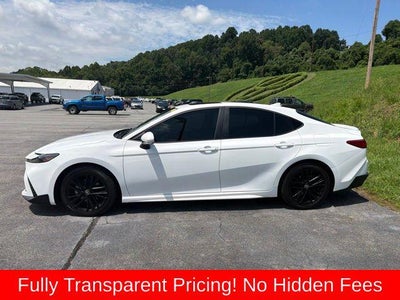 2025 Toyota Camry SE