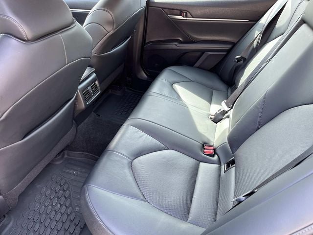 2022 Toyota Camry Hybrid XLE