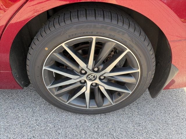 2022 Toyota Camry Hybrid XLE