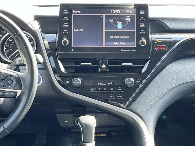 2022 Toyota Camry Hybrid XLE
