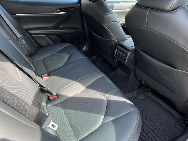 2022 Toyota Camry Hybrid XLE