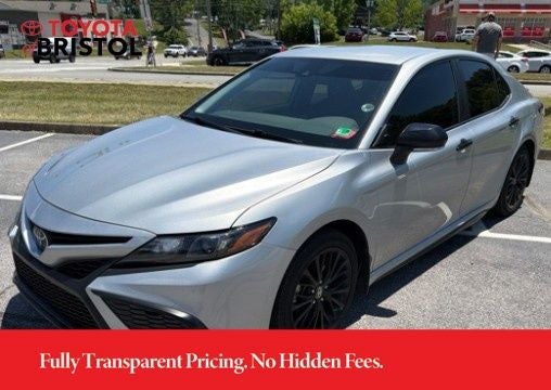 2022 Toyota Camry SE Nightshade