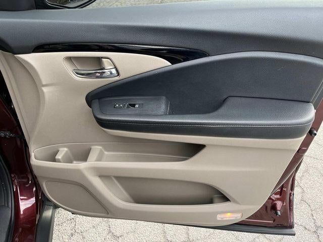 2020 Honda Pilot Touring 8 Passenger