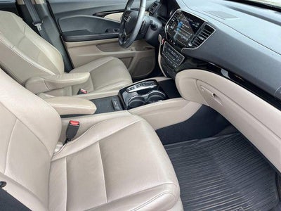2020 Honda Pilot Touring 8 Passenger