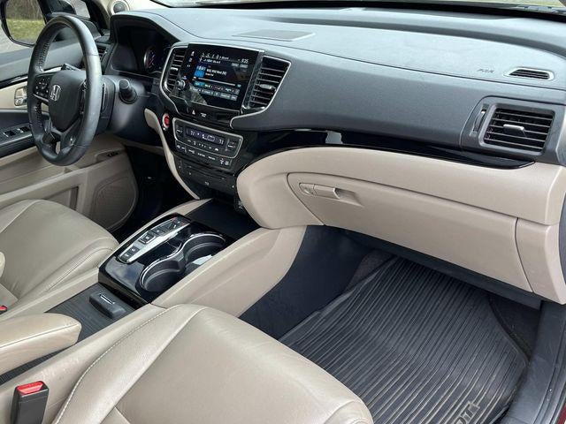 2020 Honda Pilot Touring 8 Passenger