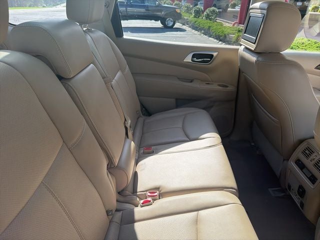 2015 Nissan Pathfinder Platinum