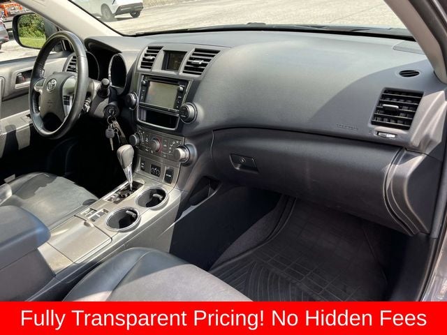 2013 Toyota Highlander SE