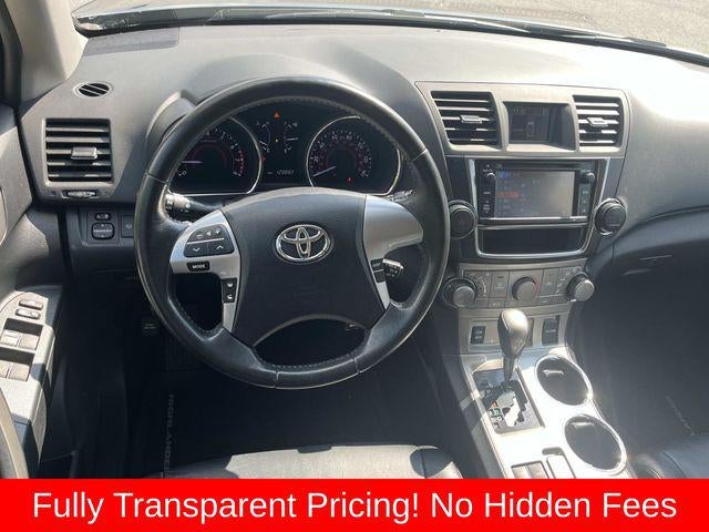 2013 Toyota Highlander SE