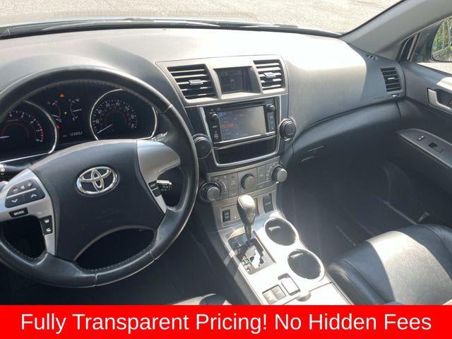 2013 Toyota Highlander SE