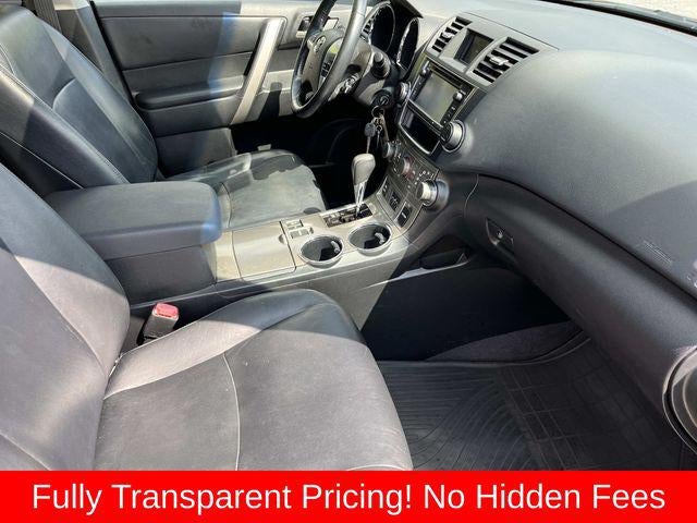 2013 Toyota Highlander SE
