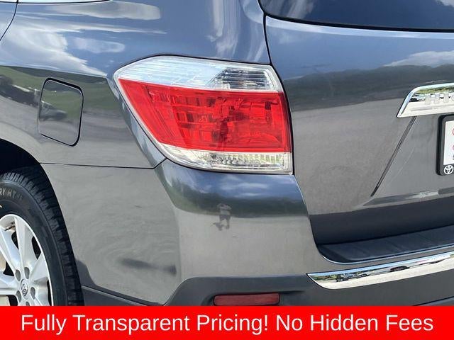 2013 Toyota Highlander SE