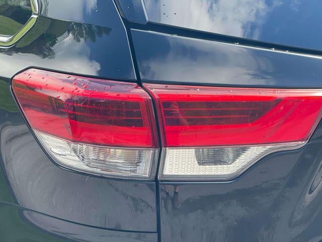 2018 Toyota Highlander LE