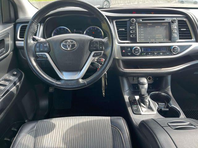 2018 Toyota Highlander LE