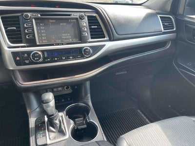 2018 Toyota Highlander LE